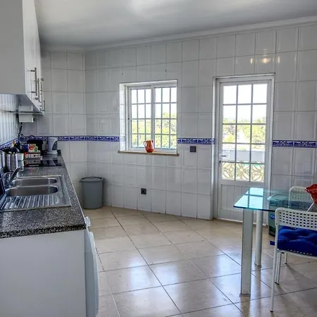 Apartmán 3 Bed Vacation In Quarteira