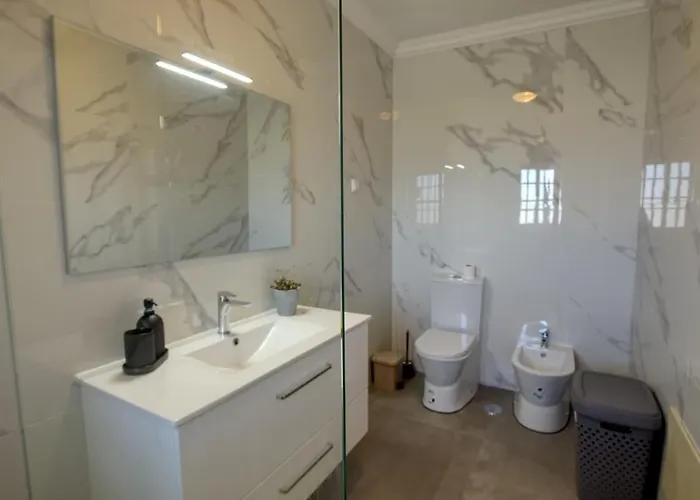 3 Bed Vacation In Appartement