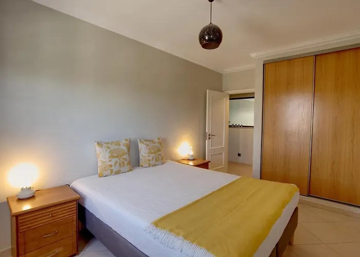 Appartement 3 Bed Vacation In *